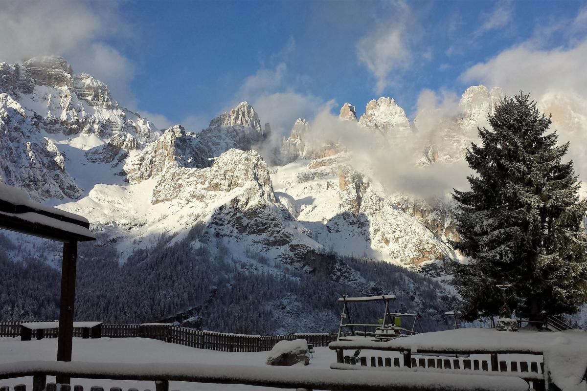 Molveno in inverno Paganella Dolomiti